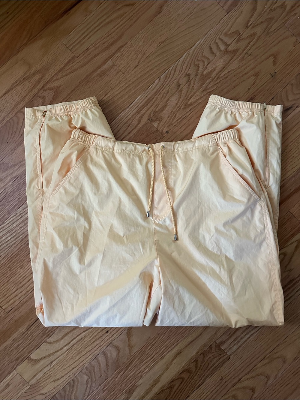 Vintage butter yellow Catalina joggers - Picture 1 of 5